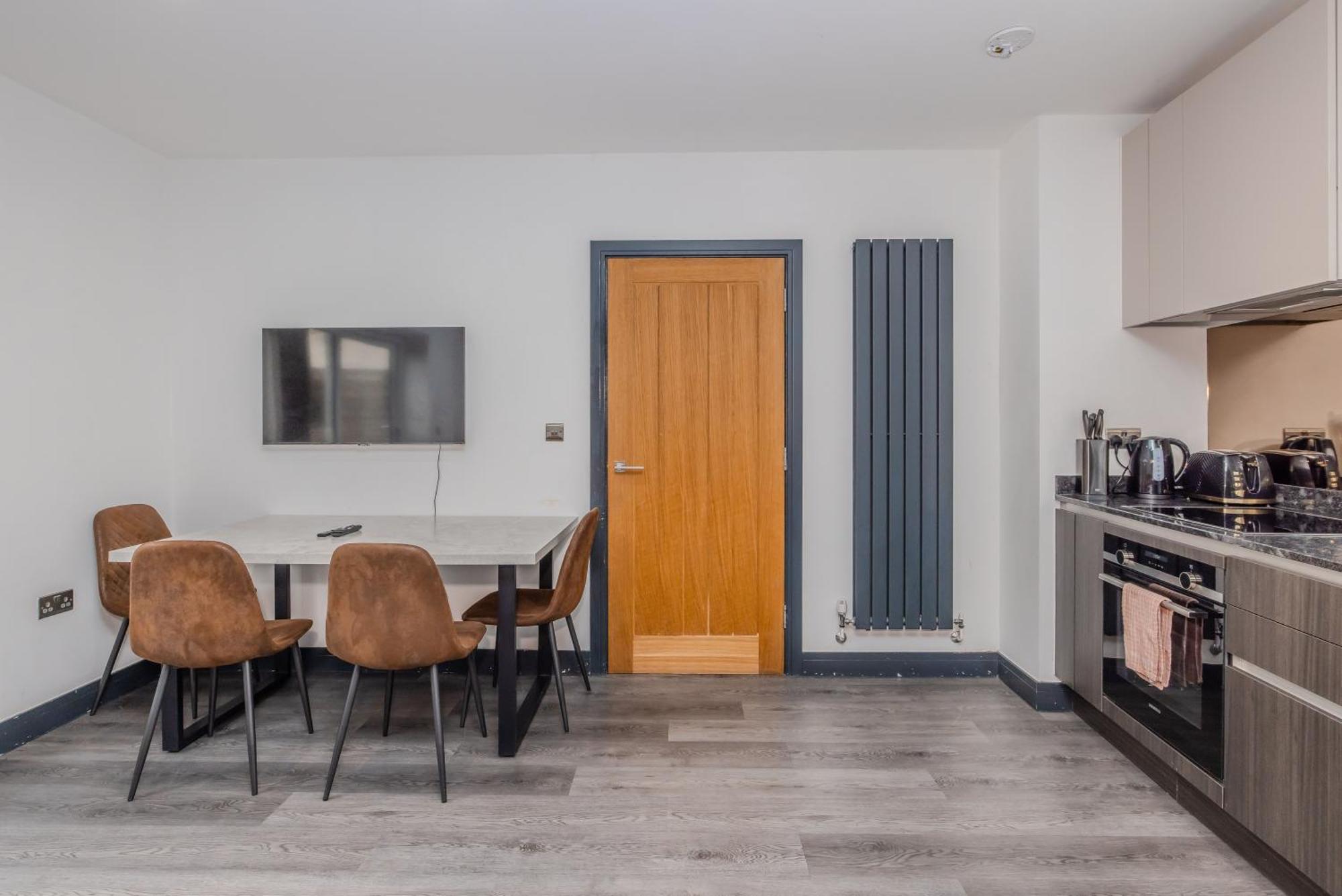 Central Hove 3 Bedroom Flat Bn340Awil エクステリア 写真