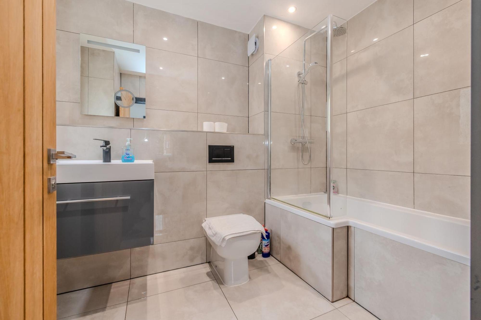Central Hove 3 Bedroom Flat Bn340Awil エクステリア 写真